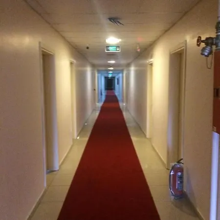 Hotel Legend Tem